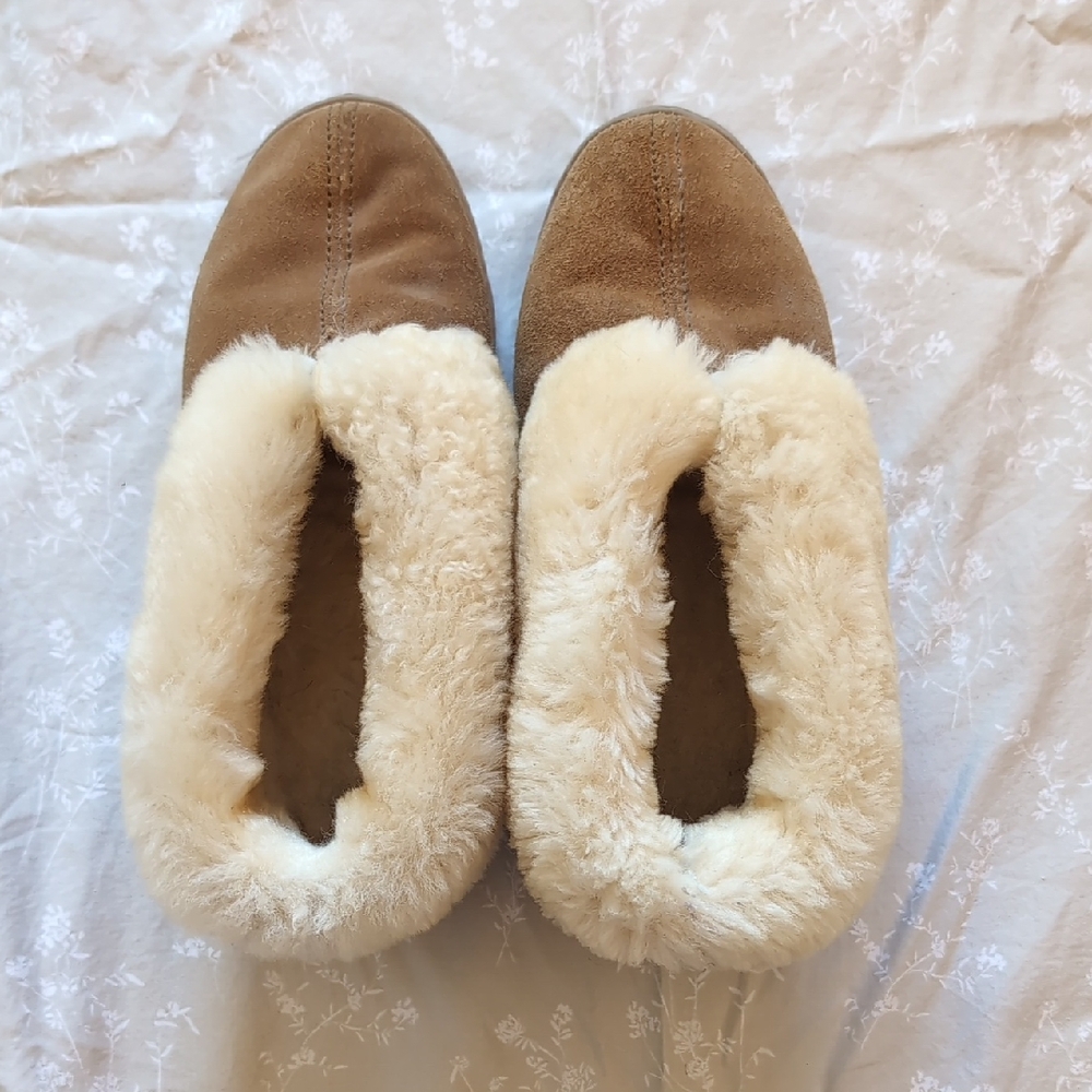 Minnetonka Sheepskin Ankle Boot Slippers Size Womens 9
